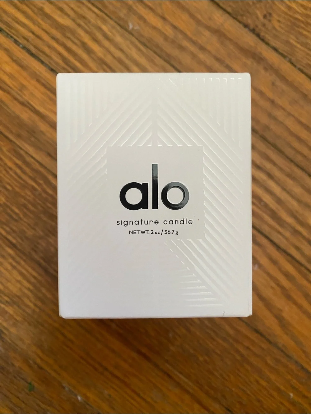 ALO 2 oz signature candle 🕯️ new in box